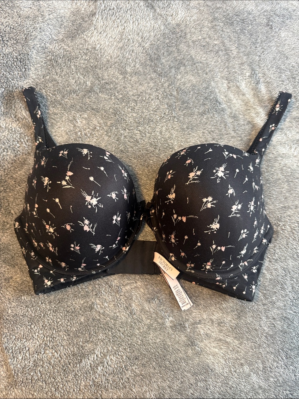 Victoria Secret 36DD push up  Black Floral 🌺